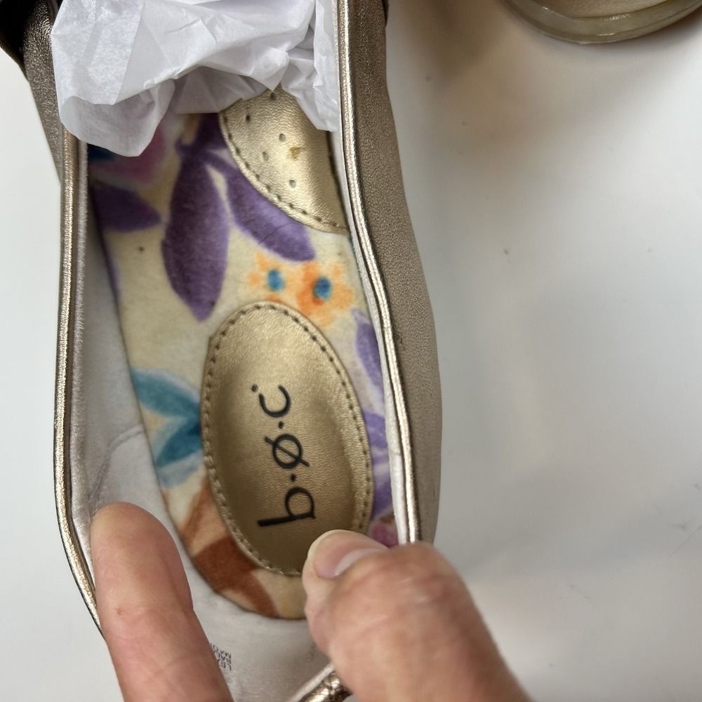 B.O.C. Mary Jane Whimsy Kawaii Gold Metallic Women's Sz 9.5M Comfort Flats Shiny - Picture 8 of 10